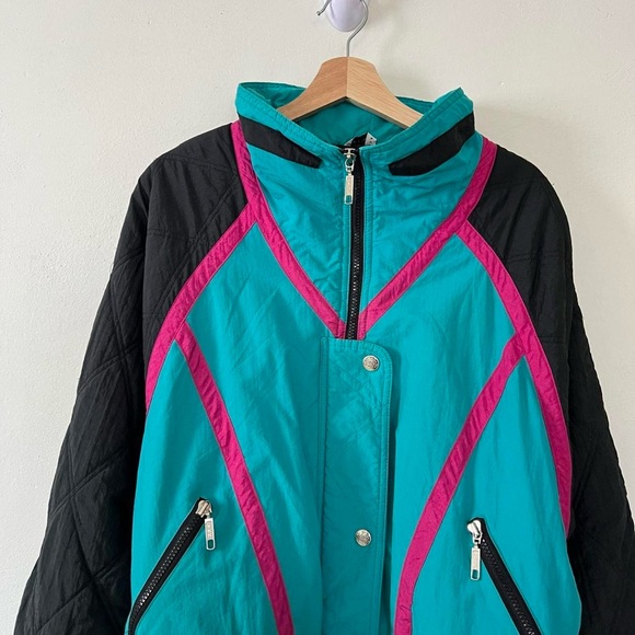 Ski Jacket - Picture 3 of 8